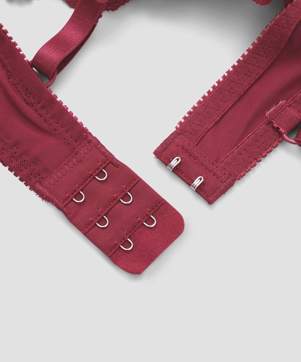 San-ai Resort（三愛水着楽園） 【WEB限定】【プチプラブラセット】純欲カラーヌーディーレーシーストリングブラ＆ショーツセット 【northerly】 