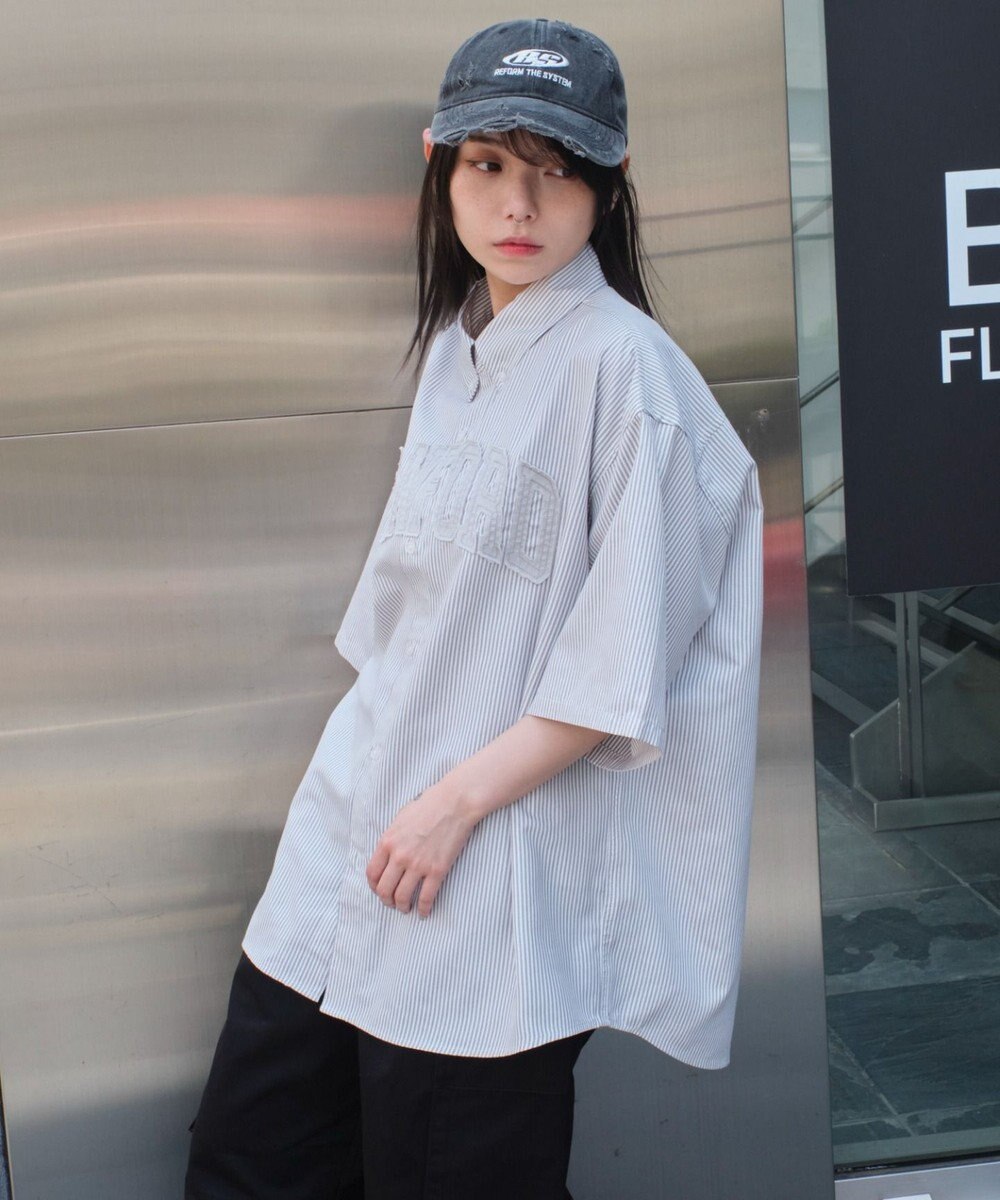 WEGO 【ユニセックス着用ITEM】オックスフォードダメージアップリケシャツ（SS） 