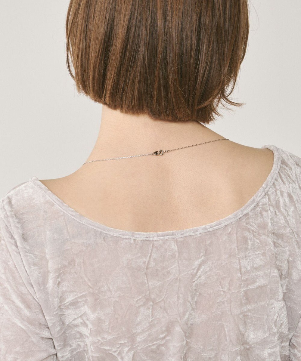 GRACE CONTINENTAL Vシルエットネックレス 