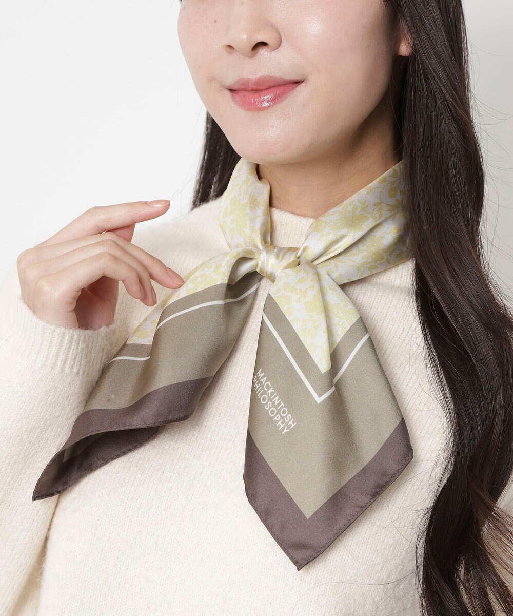 MOONBAT MACKINTOSH PHILOSOPHY(マッキントッシュ フィロソフィー）シルクスカーフ ボタニカル 68×68㎝ 日本製 