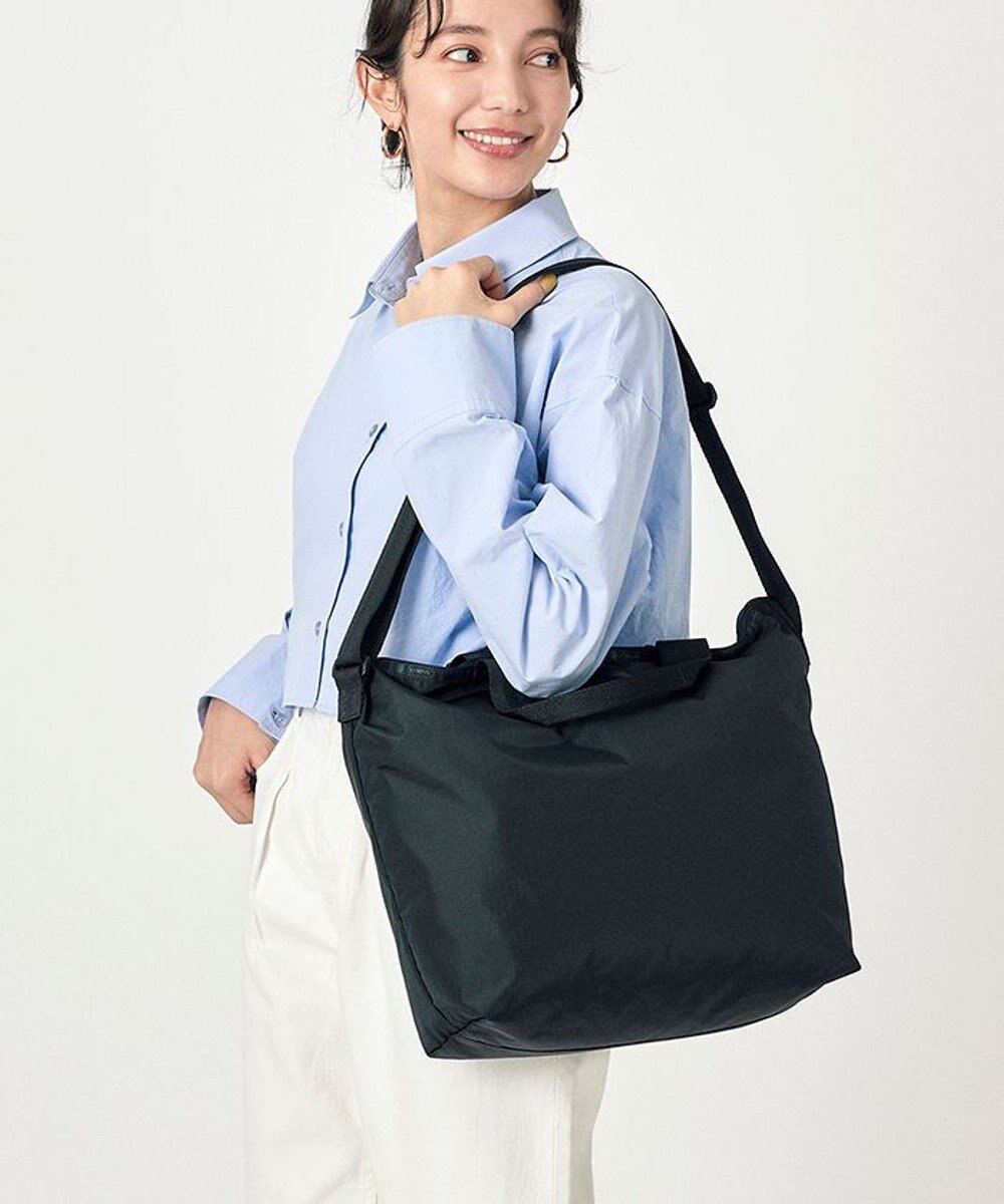 LeSportsac DELUXE EASY CARRY TOTE/リサイクルドブラックJP リサイクルドブラックJP