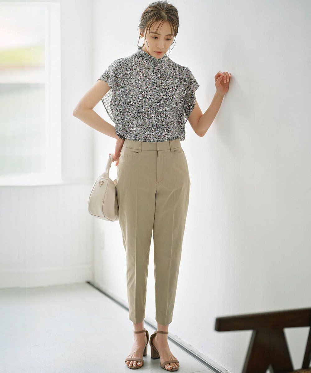 組曲 【WEB限定】サテンストレッチ クロップドパンツ 