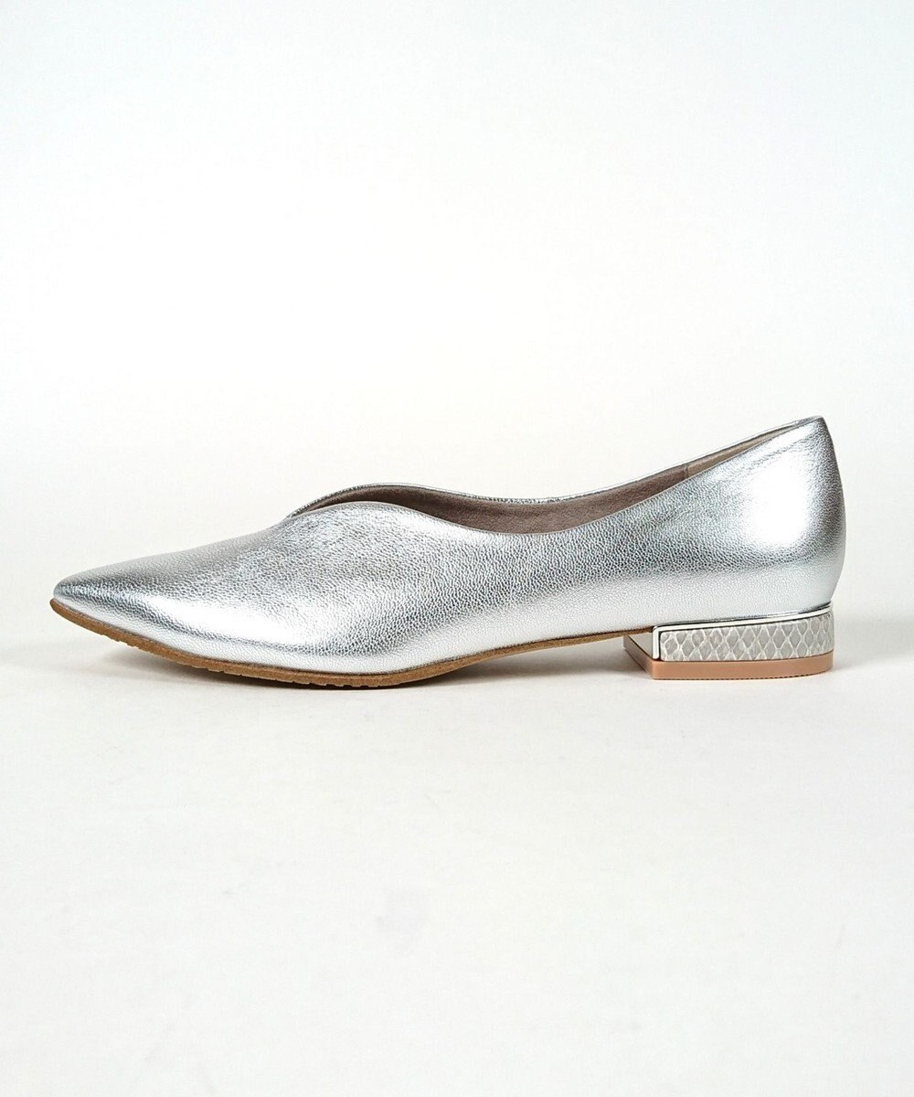 Dominic3 ヒールキャップ Vカットソフトパンプス 