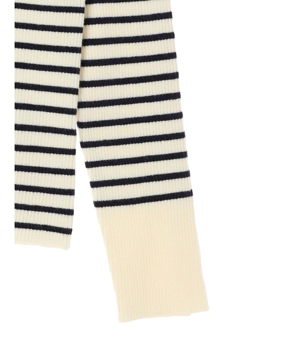 earth music&ecology ゴールド釦スリーブリブプルオーバー 