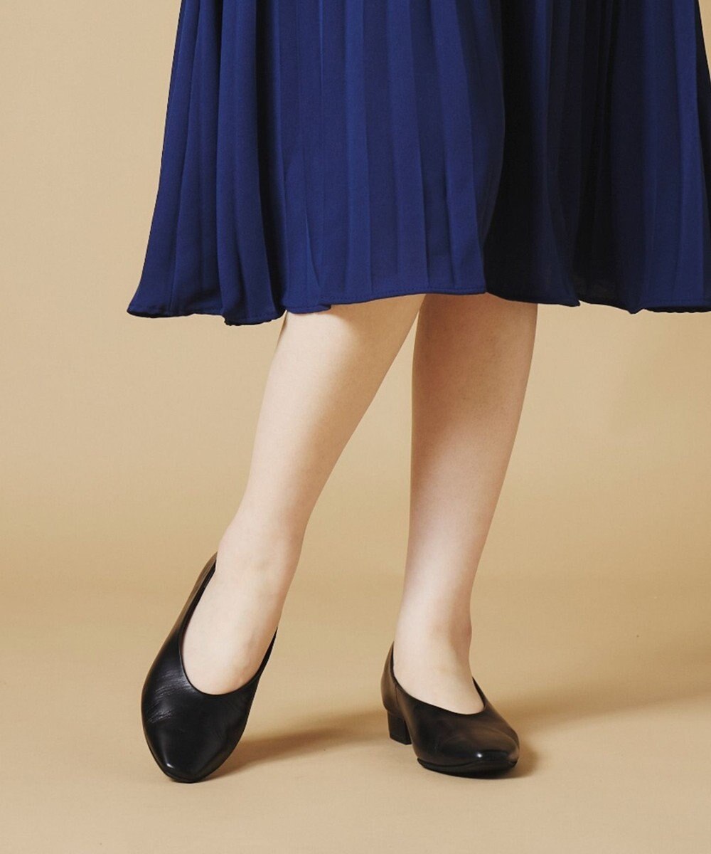 Dominic3 ディープカット レザーパンプス 