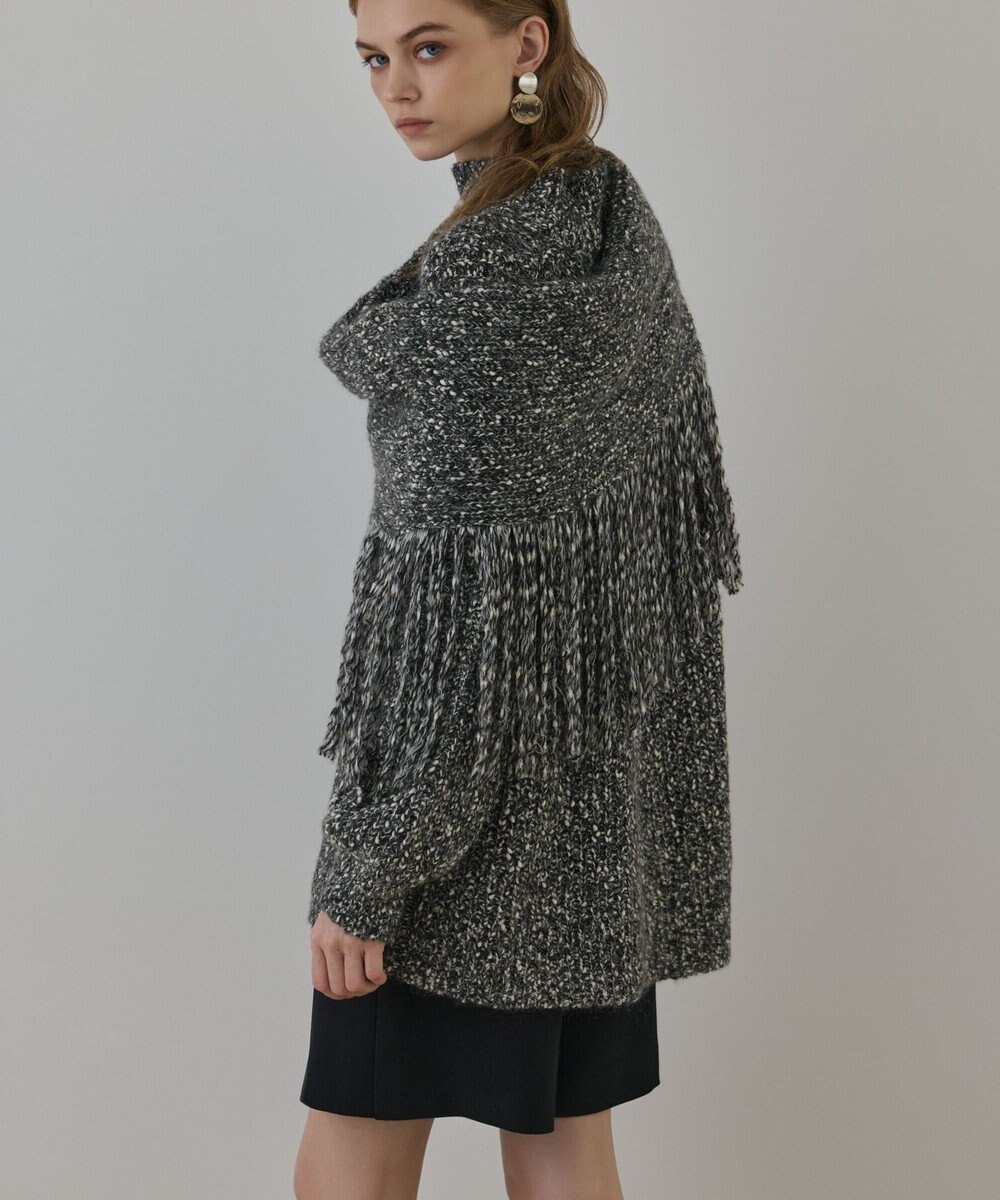 GRACE CONTINENTAL フリンジケープニットトップ 