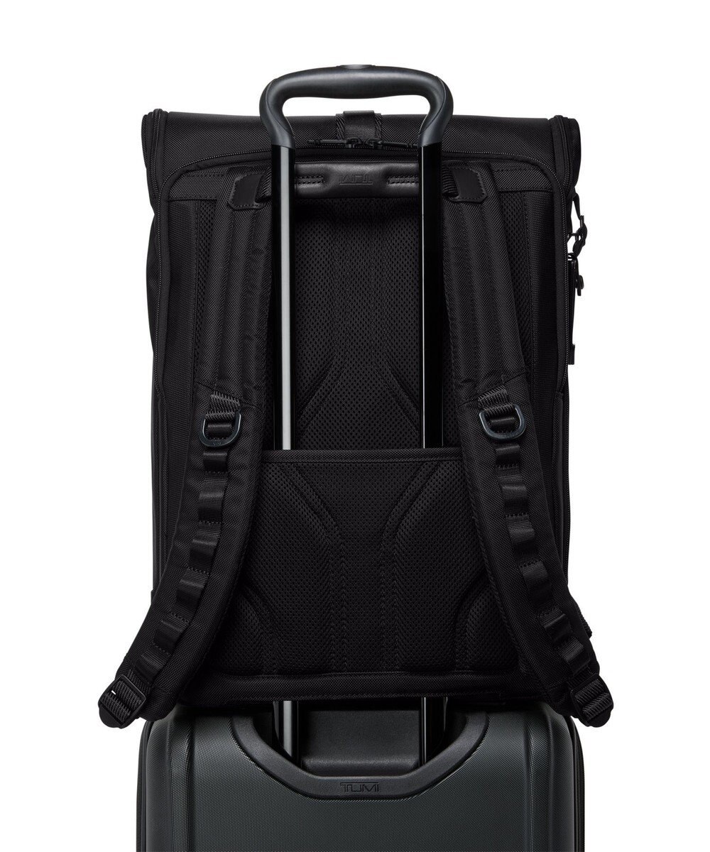 TUMI ALPHA BRAVO 「サーヴェイランス」フラップ・バックパック 