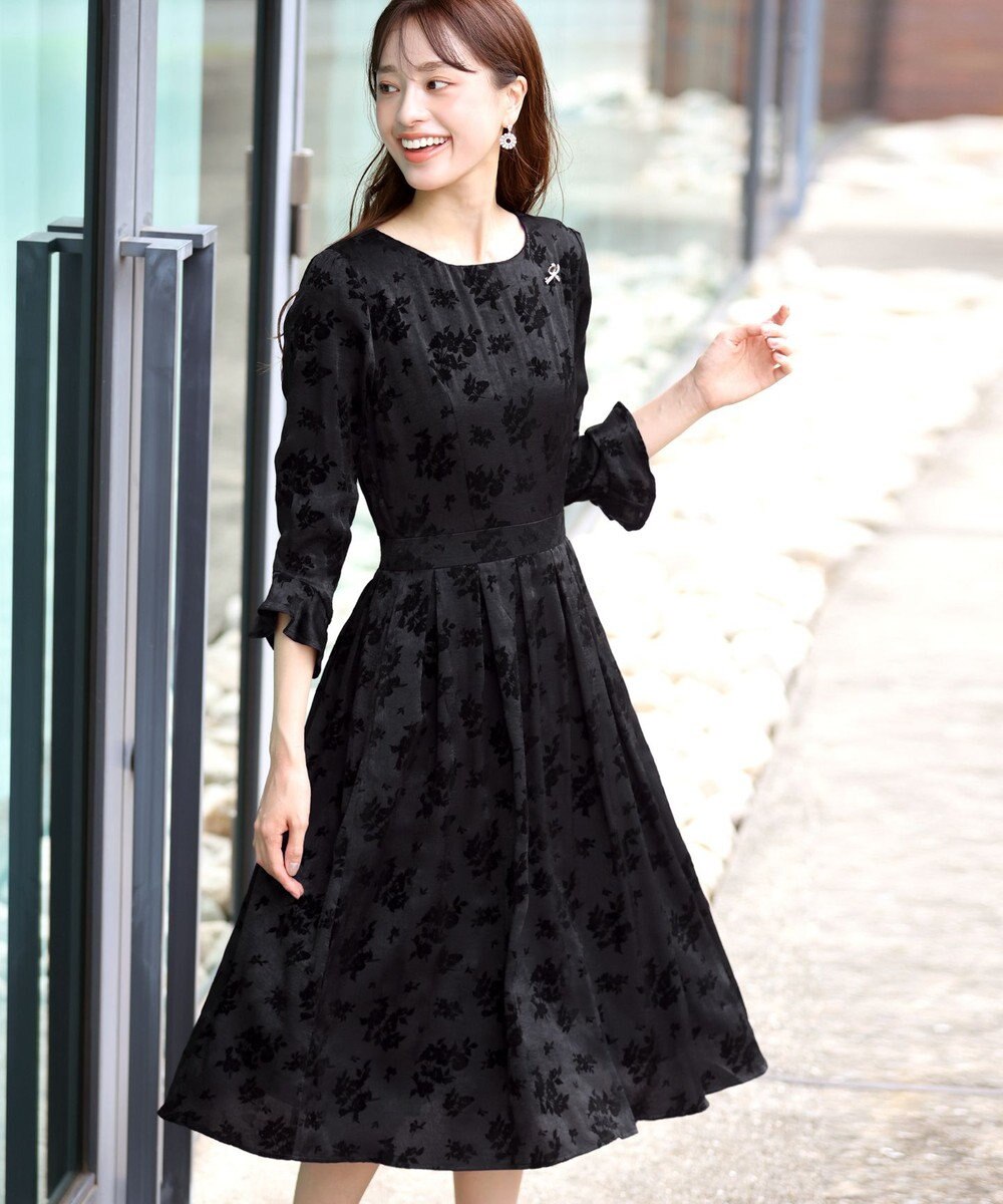 Tiaclasse 【安田美沙子さん着用・洗える】フラワーフロッキーワンピース 