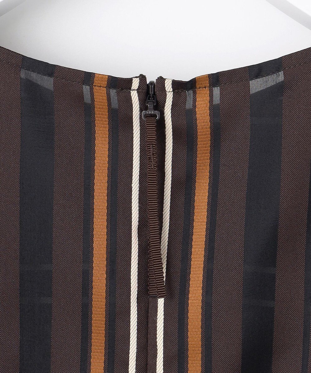 自由区 マルチストライプジャカードノースリーブ ブラウス 