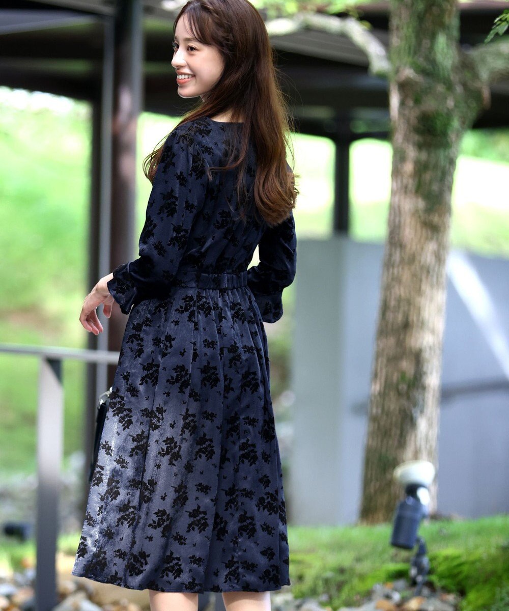 Tiaclasse 【安田美沙子さん着用・洗える】フラワーフロッキーワンピース 