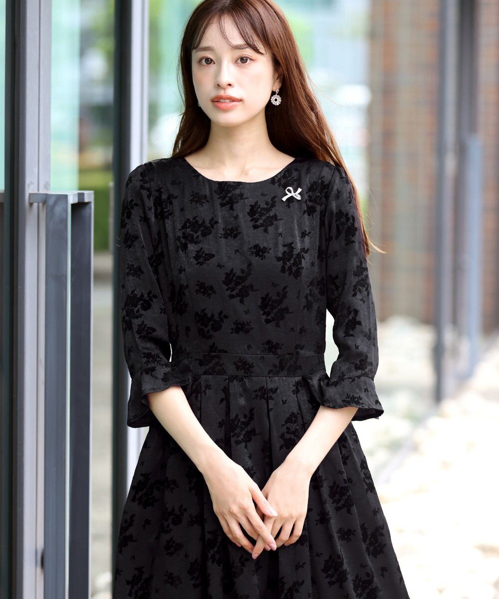 Tiaclasse 【安田美沙子さん着用・洗える】フラワーフロッキーワンピース 