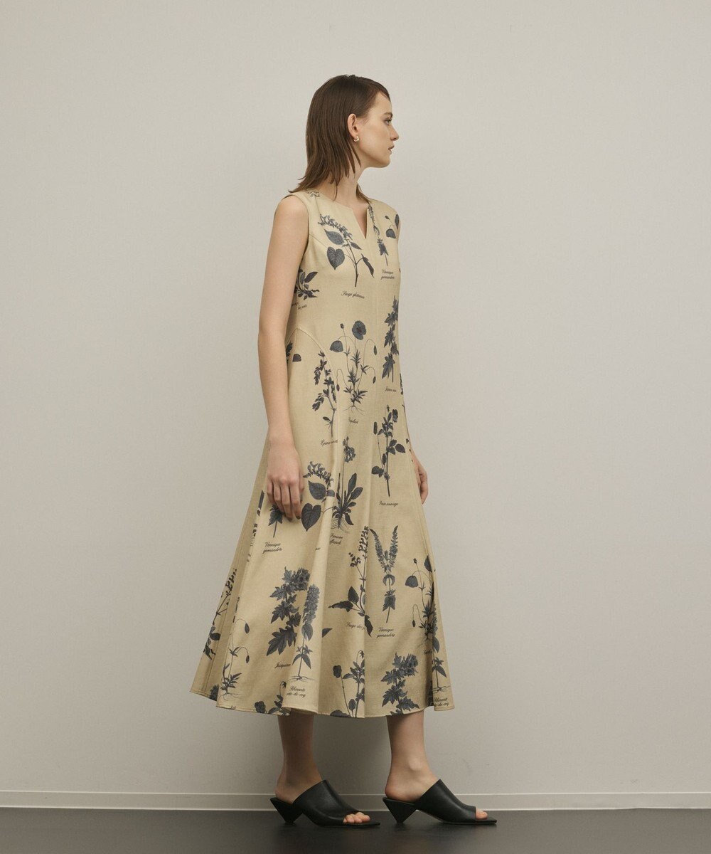 GRACE CONTINENTAL ボタニカルプリントフレアワンピース 