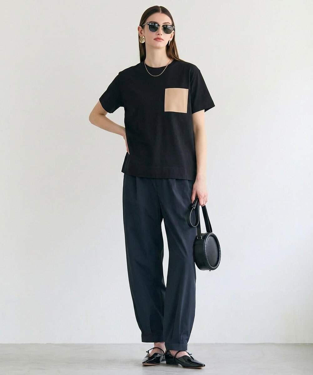 BEIGE， TORENIA / レザーポケットコットンクルーネックTシャツ 