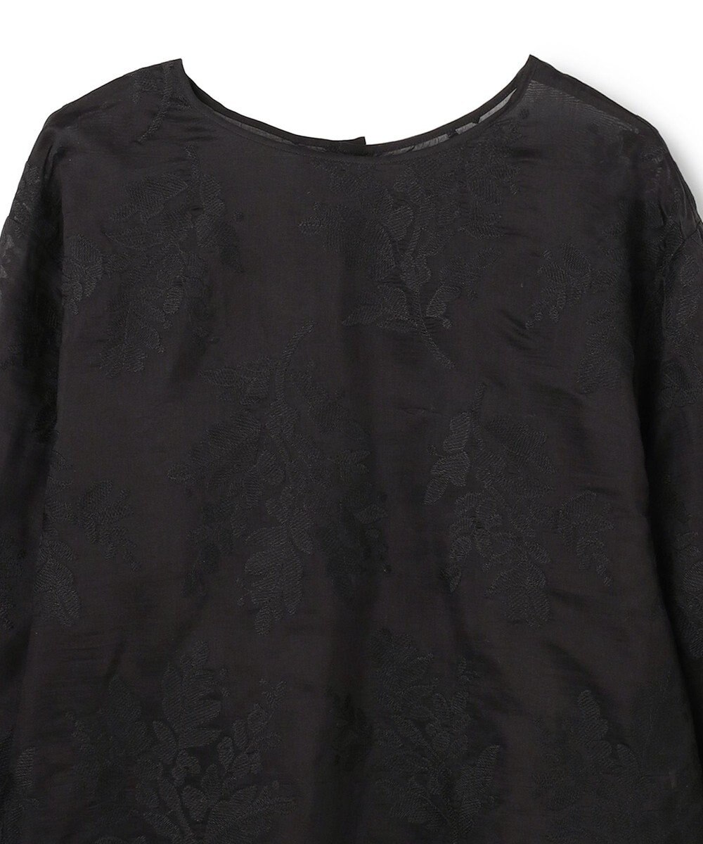 UNFILO L 【前後着用可能の2WAY仕様】ボタニカル エンブロイダリー ブラウス 