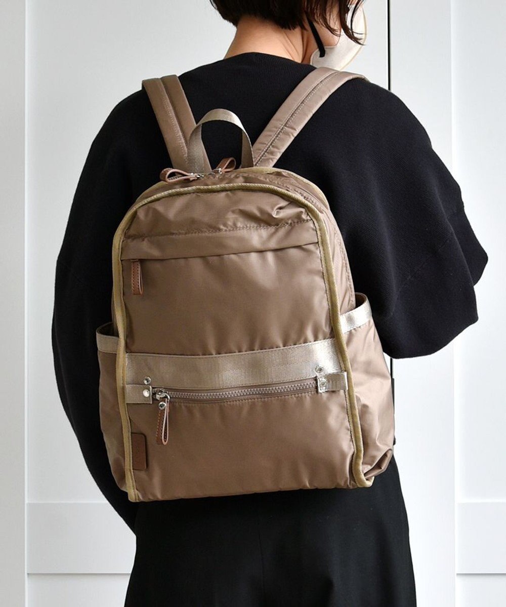 Y'SACCS テープデザインデイパック 