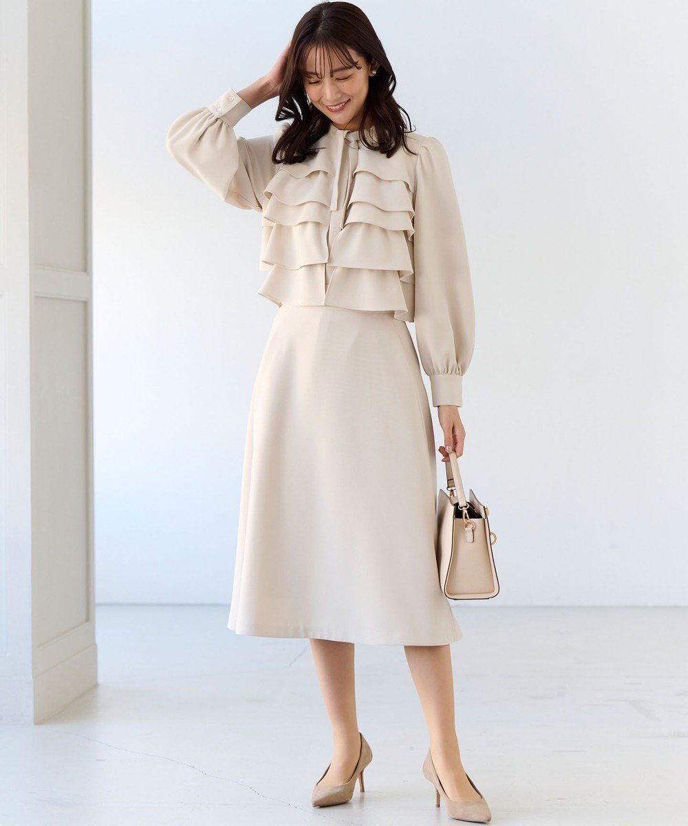 組曲 【KUMIKYOKU NAVY】コンフォータブルドレープ フリルブラウス 