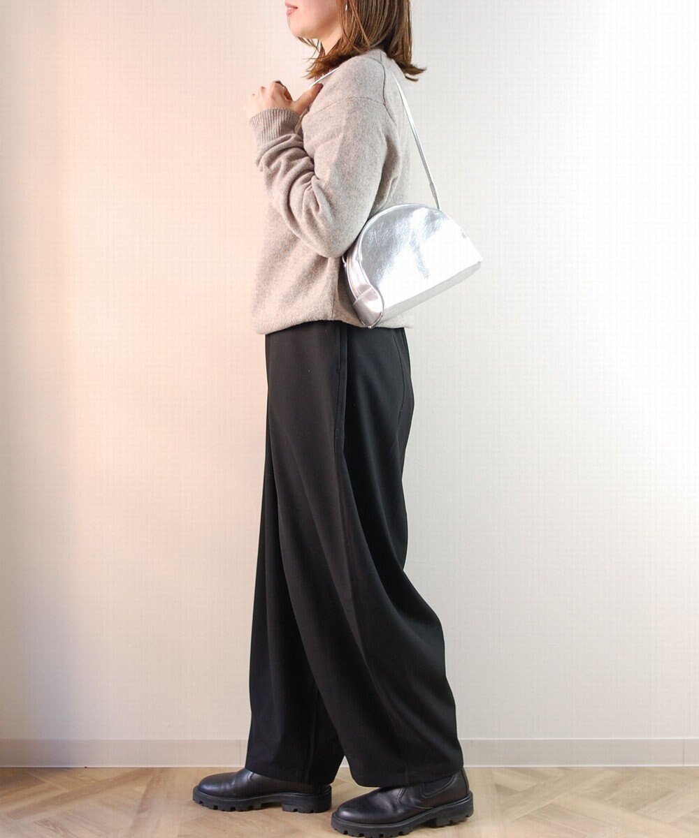 blancle メタリックレザー ハーフサークルショルダー 