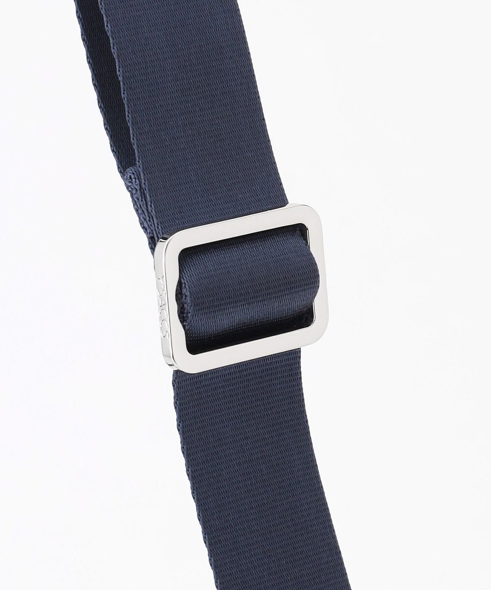 Y'SACCS ナイロンタフタショルダーバッグ　ミディアム 