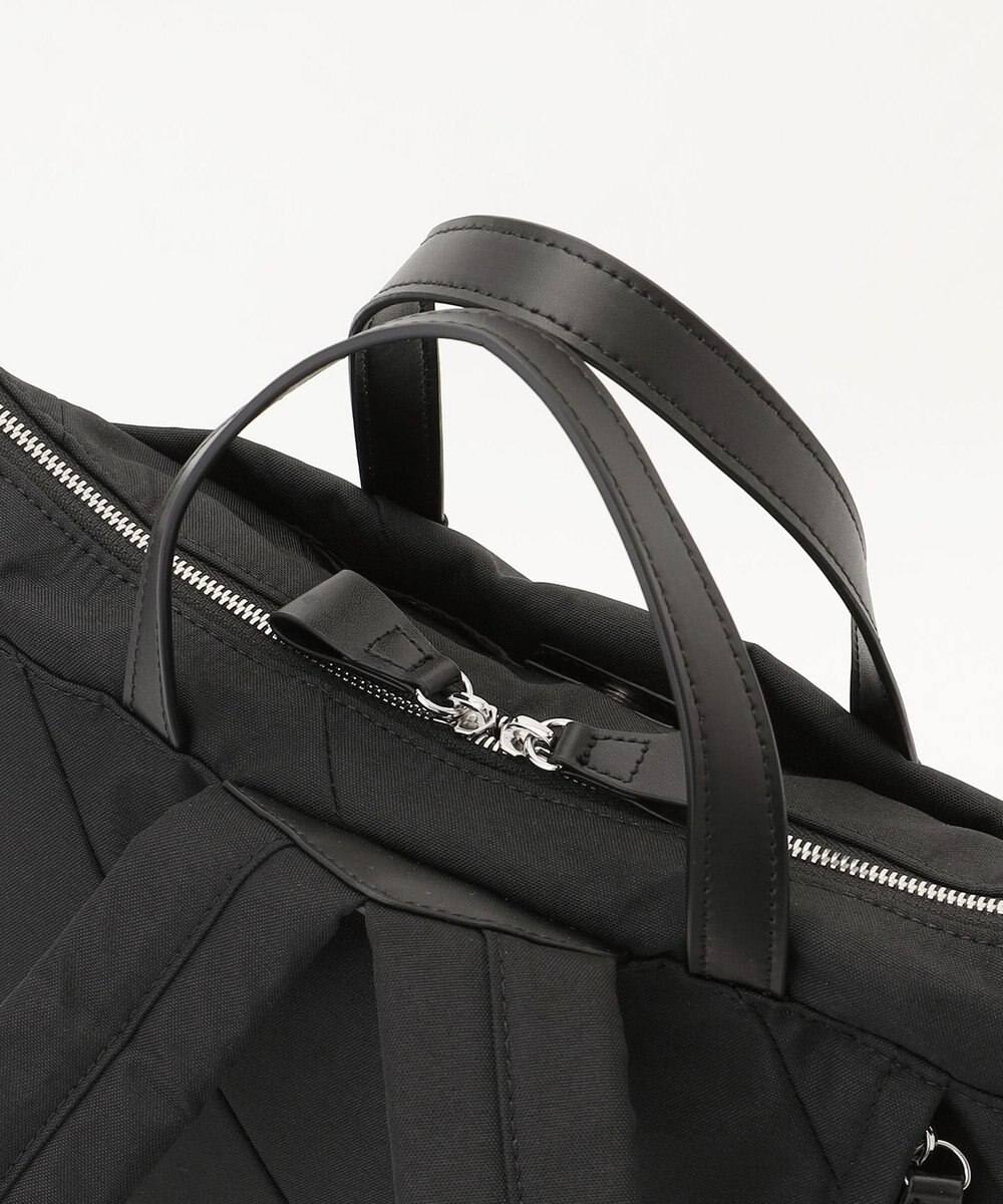 Y'SACCS ストリームラインデイパック 