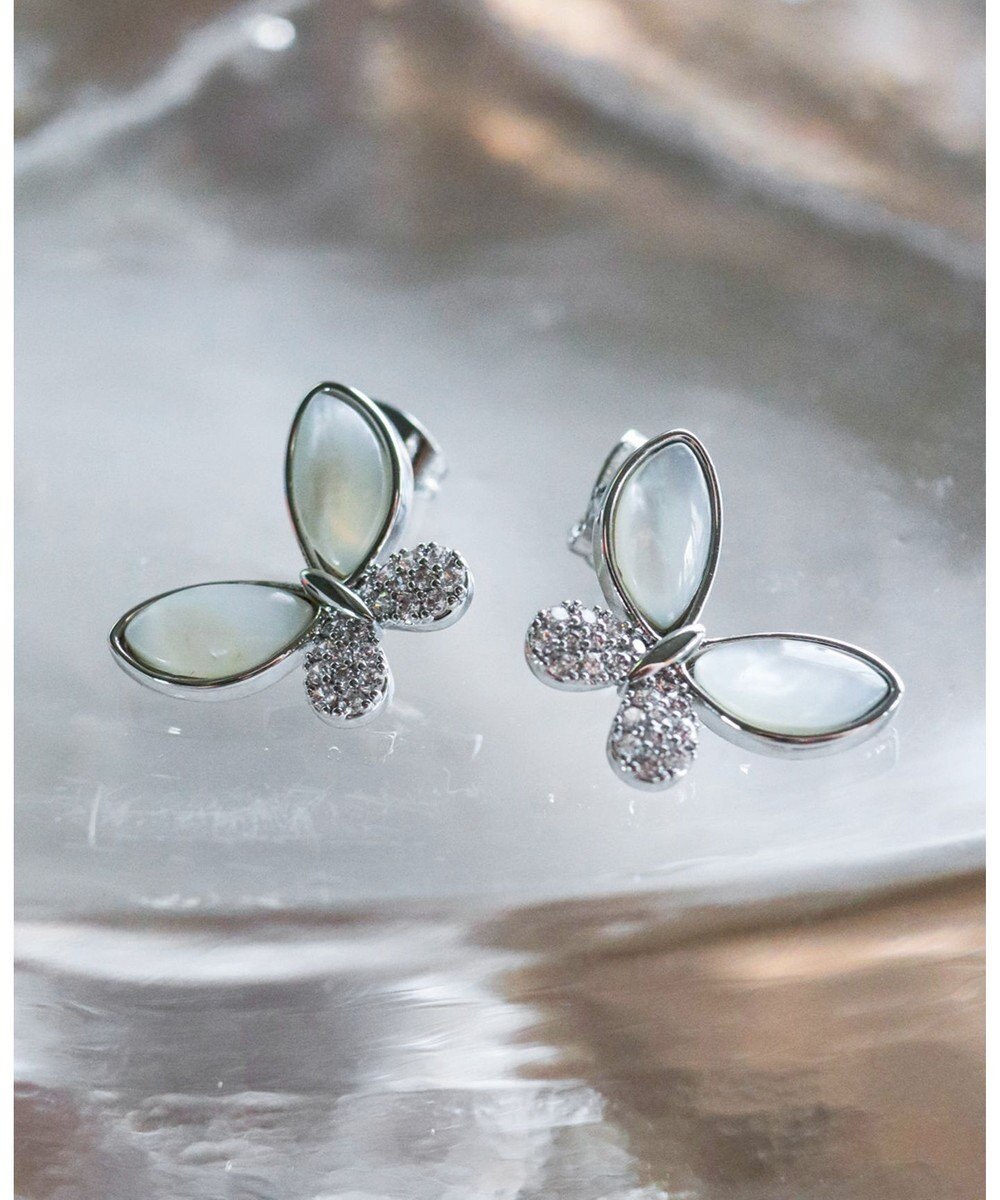 Tiaclasse 【安田美沙子さん着用・金属アレルギー対応】バタフライモチーフピアス 