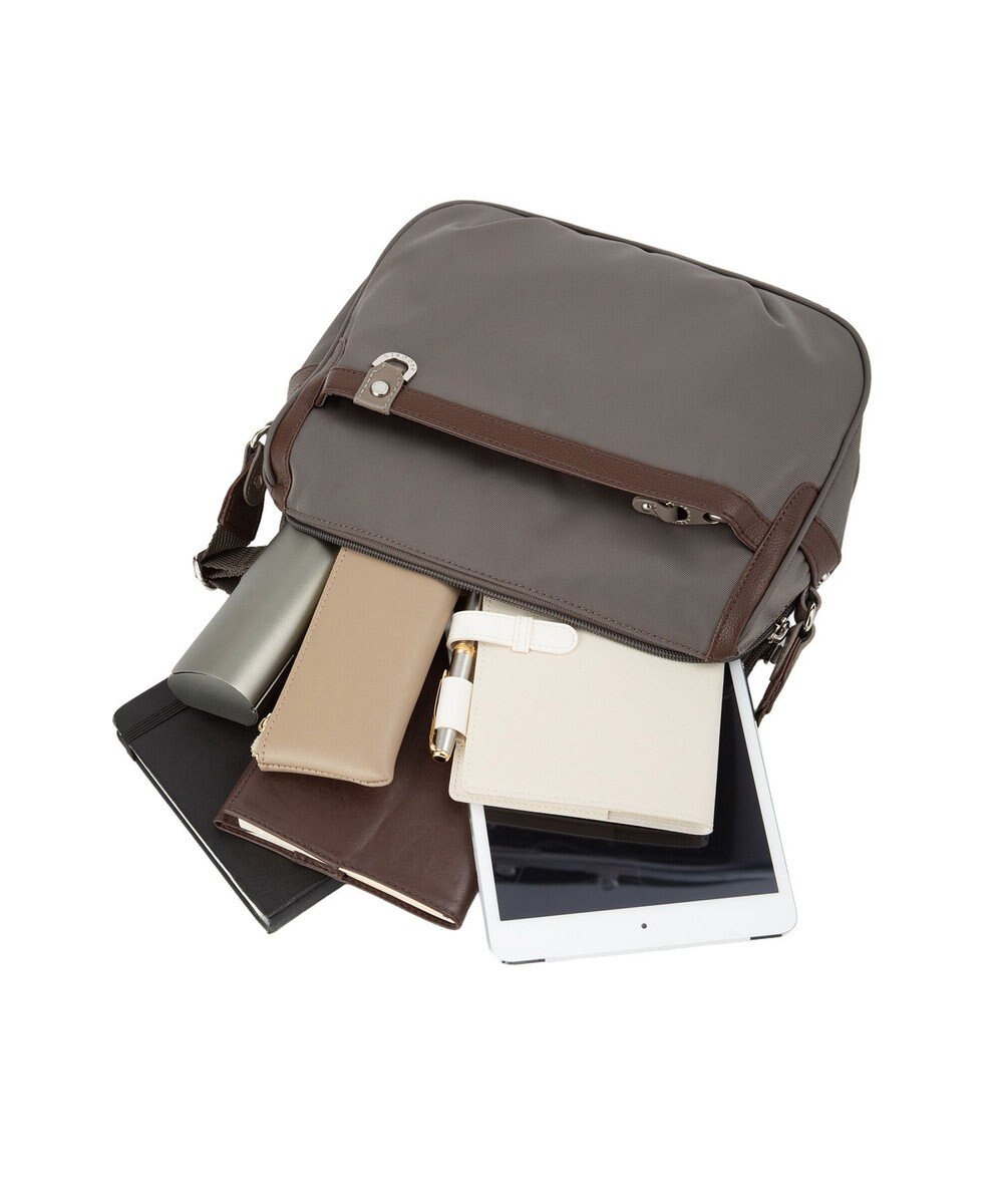 ACE BAGS & LUGGAGE PROGRES アベス ショルダーバッグ 横型 20181 プログレ 