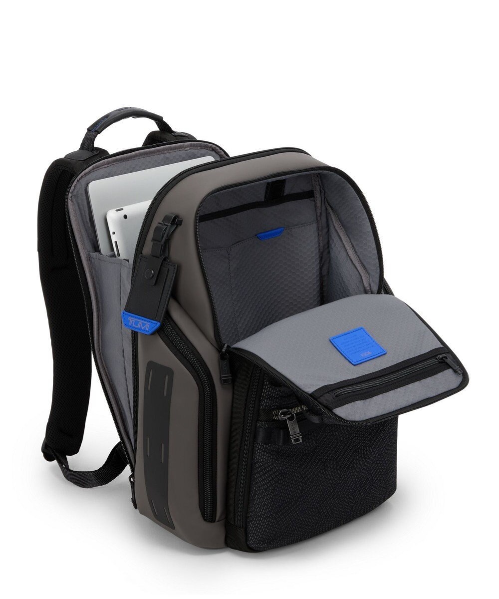 TUMI ALPHA BRAVO 「サーチ」バックパック 