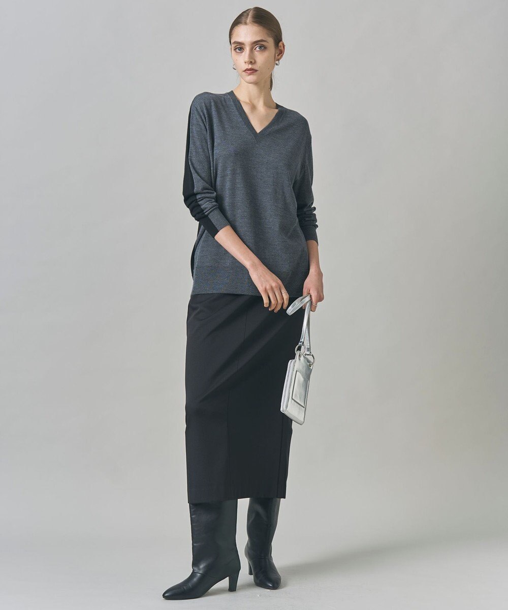 ICB L 【洗える】コンパクトファインウール Vネックニット 