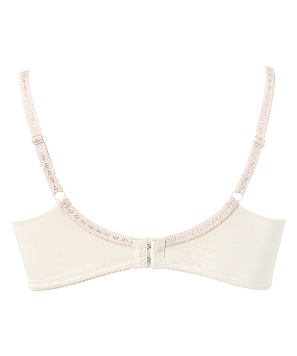 Wing ブラジャー ふっくら谷間メイク 脇高設計 脇から背中すっきり ブラ KB7001 ウイング／ワコール 