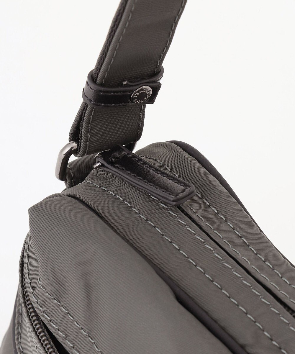 Y'SACCS 【Y’SACCS vous et】ナイロン×ポリウレタン ポシェット 