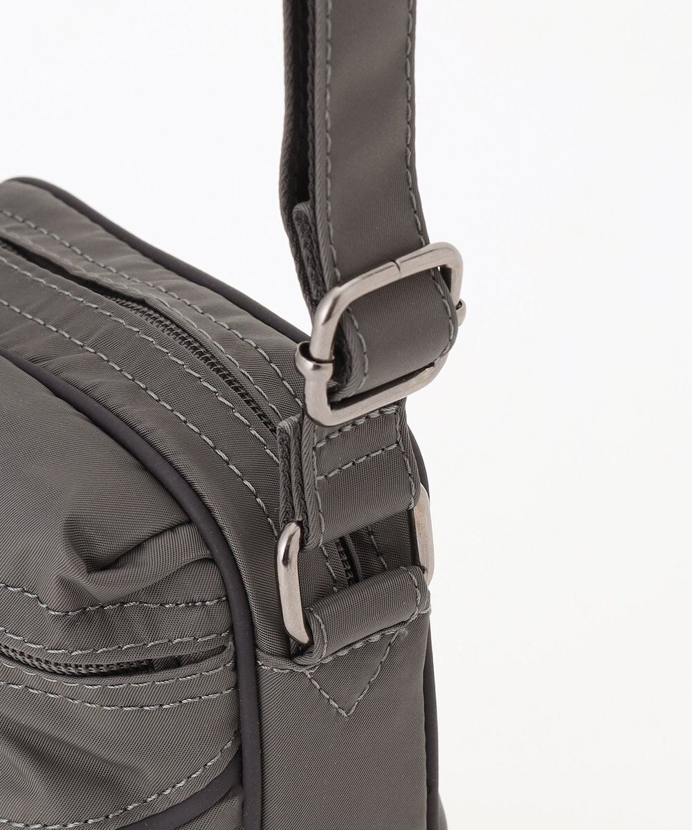 Y'SACCS 【Y’SACCS vous et】ナイロン×ポリウレタン ポシェット 