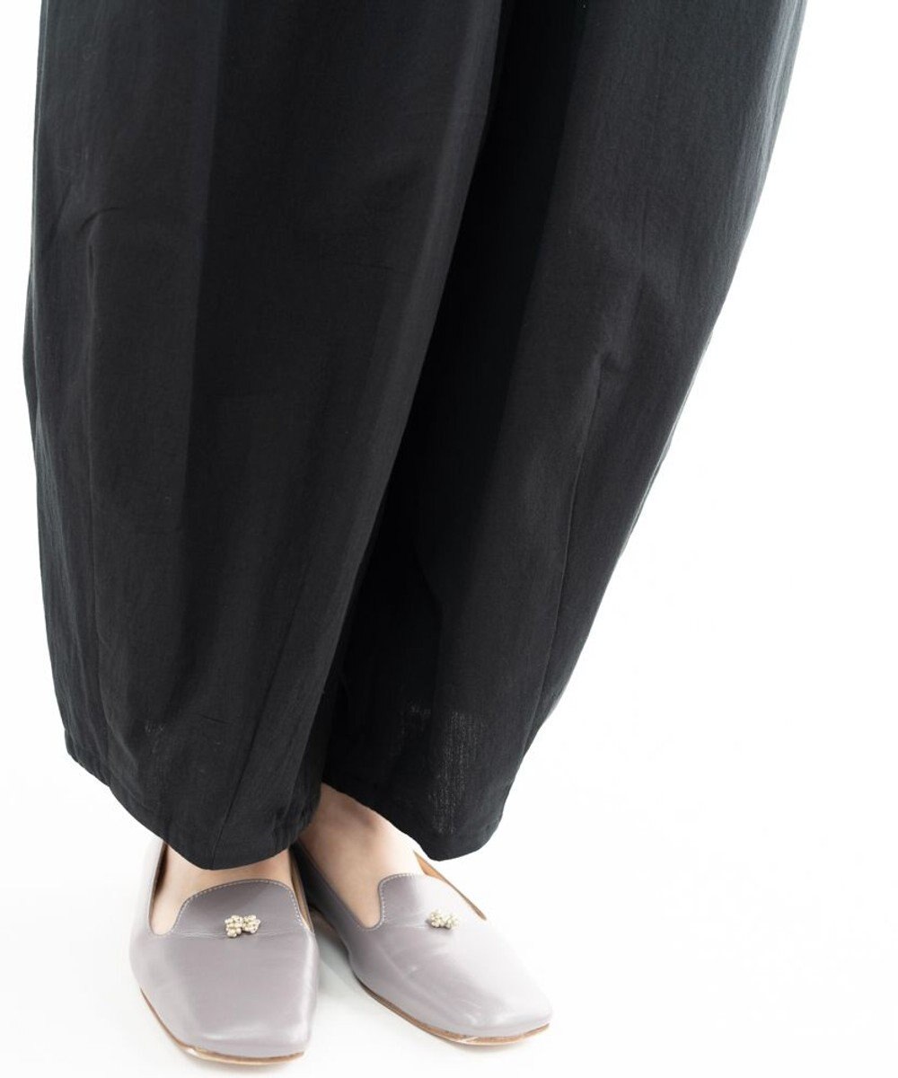 muuc 〈綿100%〉〈涼しいワッシャー生地〉〈裾タック入り〉〈ワイドシルエット〉サーカスパンツ 