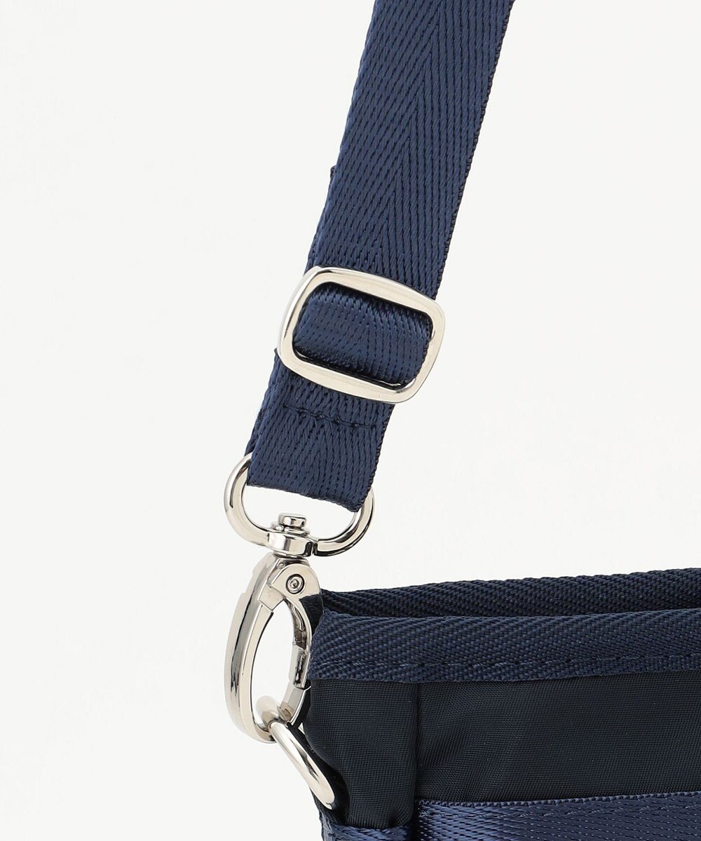 Y'SACCS テープデザイン　トラベルポシェット 