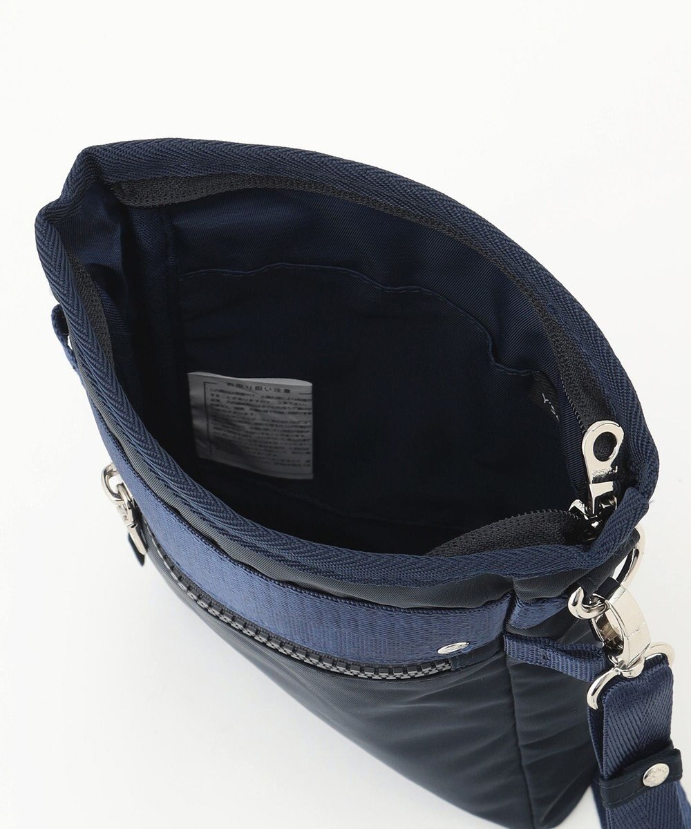 Y'SACCS テープデザイン　トラベルポシェット 