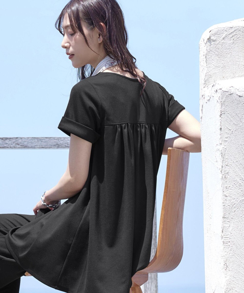 Tiaclasse 【UVカット・吸水速乾】 “きれい見え” バックフレアチュニック 