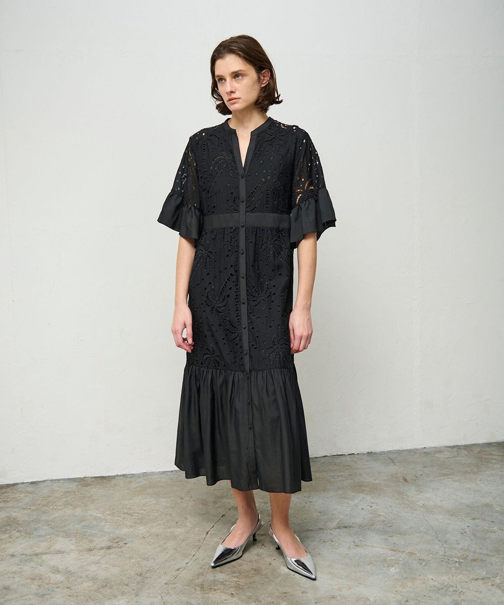 GRACE CONTINENTAL ヤシ柄カットワークワンピース 