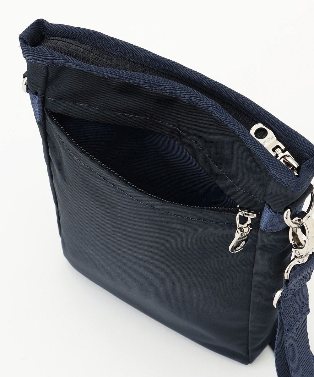 Y'SACCS テープデザイン　トラベルポシェット 