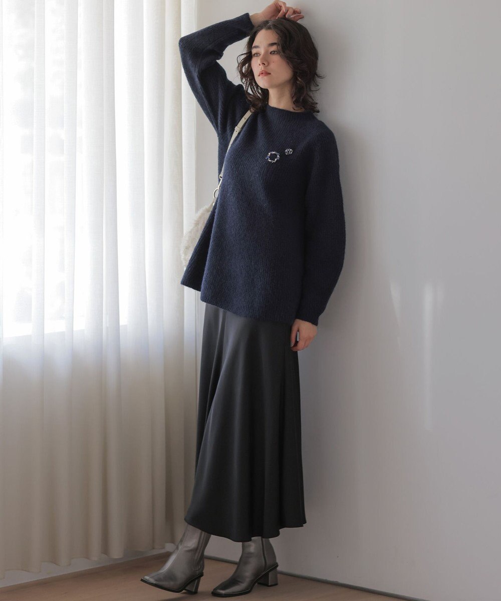 組曲 【WEB限定】サテンナロー スカート 