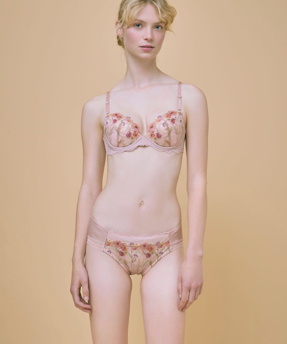 une nana cool バックスタイルまでかわいい Steppe Flower ワイヤーブラ 