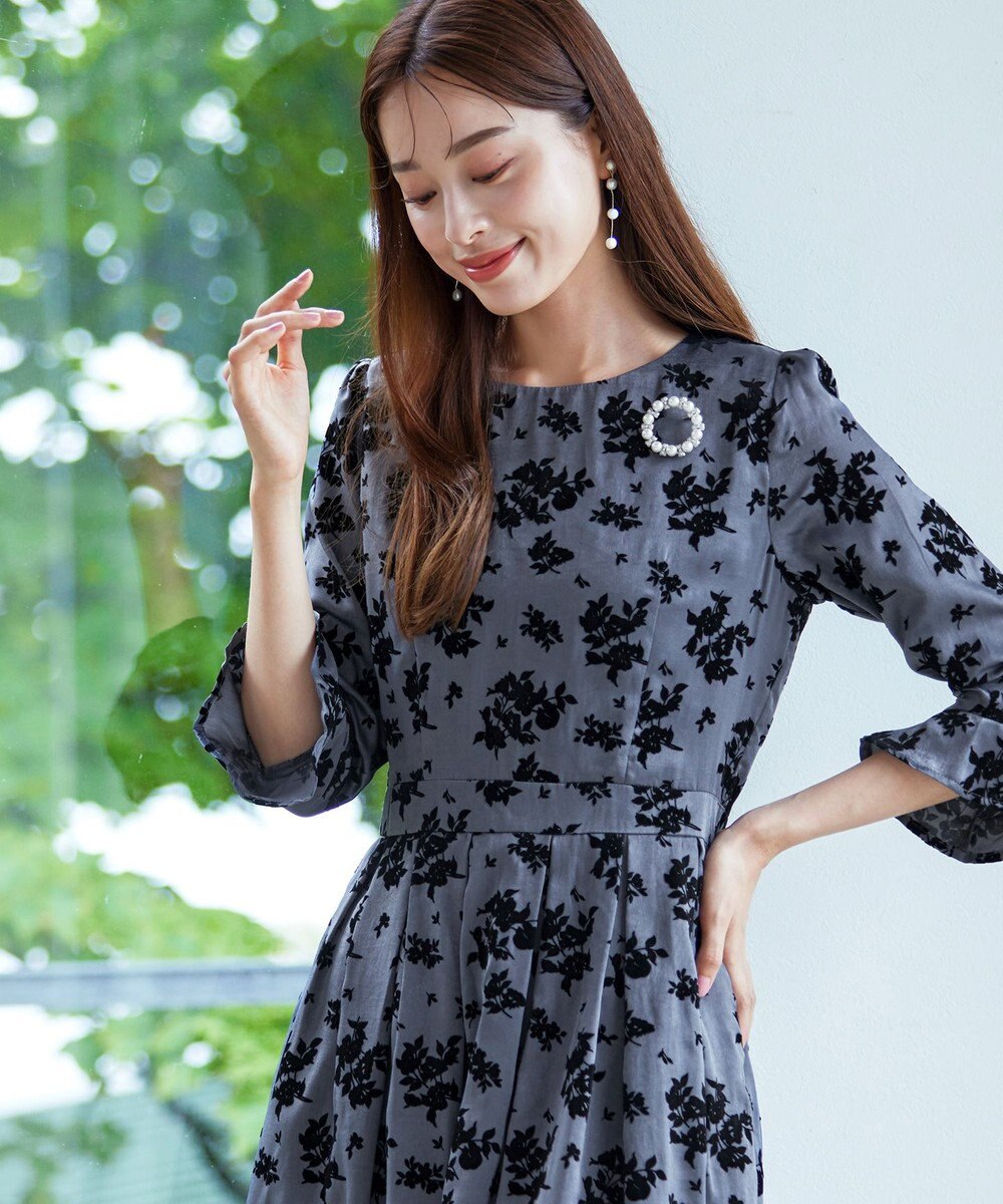 Tiaclasse 【安田美沙子さん着用・洗える】フラワーフロッキーワンピース 