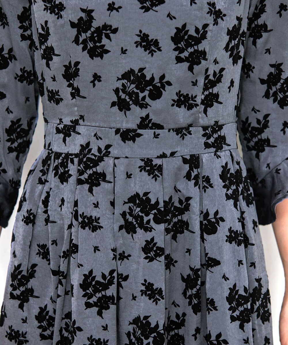 Tiaclasse 【安田美沙子さん着用・洗える】フラワーフロッキーワンピース 