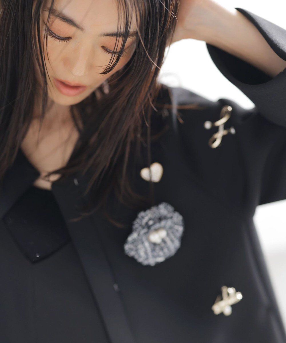 組曲 ウェーブラインブローチ 