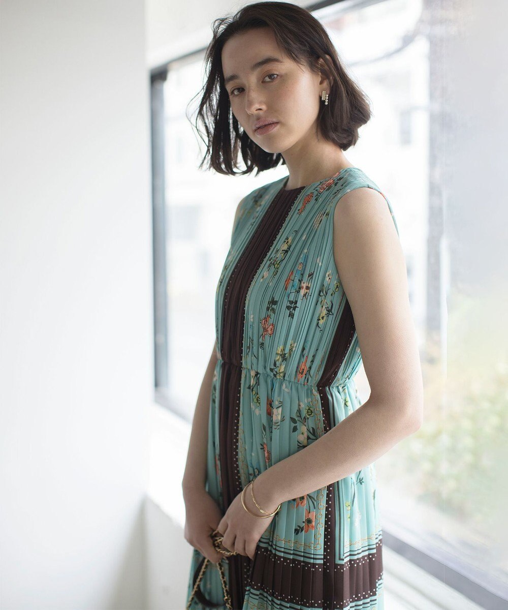 組曲 L スカーフパネルプリント ワンピース 