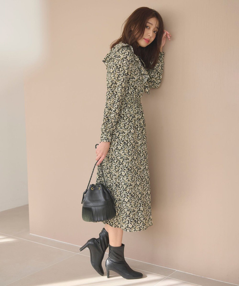 Feroux 【洗える】フラワープリントラッフル ワンピース 