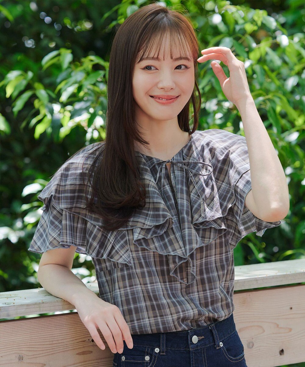 Tiaclasse L 【洗える】チェック柄フリルブラウス 