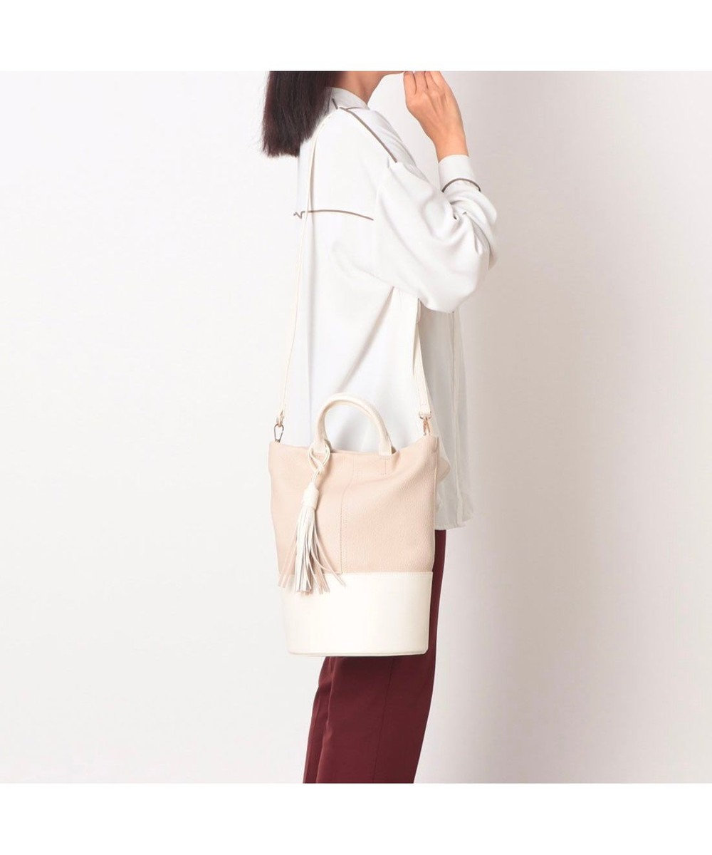 UNBILLION カシュカシュ cachecache / タッセル付きバケツ2wayバッグ 