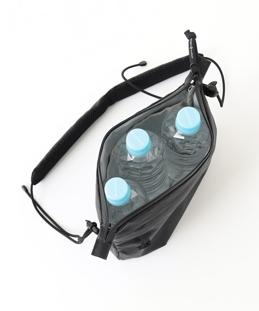 JOSEPH ABBOUD MOUNTAIN 【軽量/ECO撥水/サスティナブル素材/サコッシュが取り外せる】リサイクルリップストップ バックパック 33L 