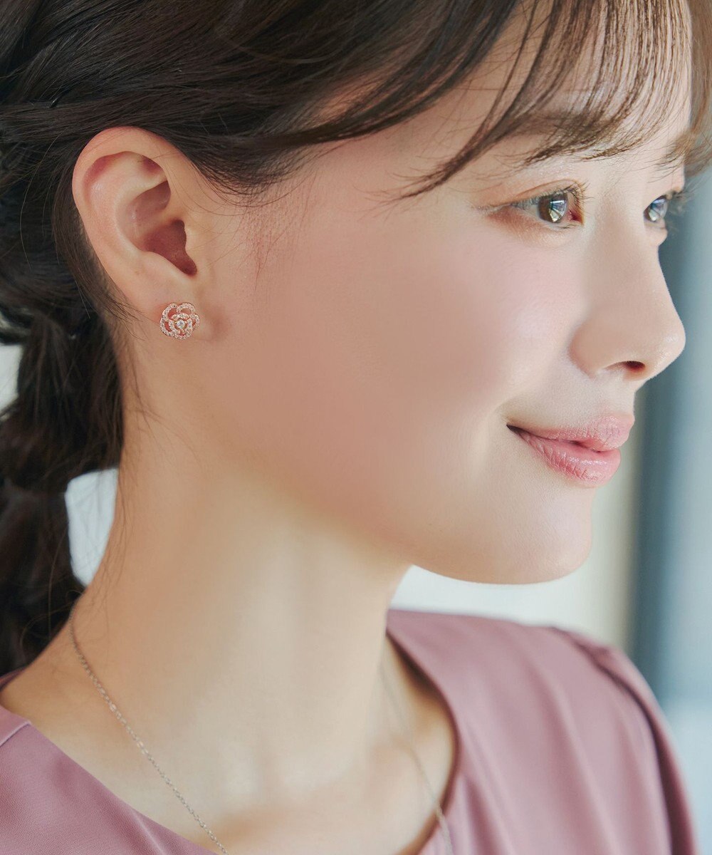 Tiaclasse 【金属アレルギー対応】カメリアモチーフピアス・イヤリング 
