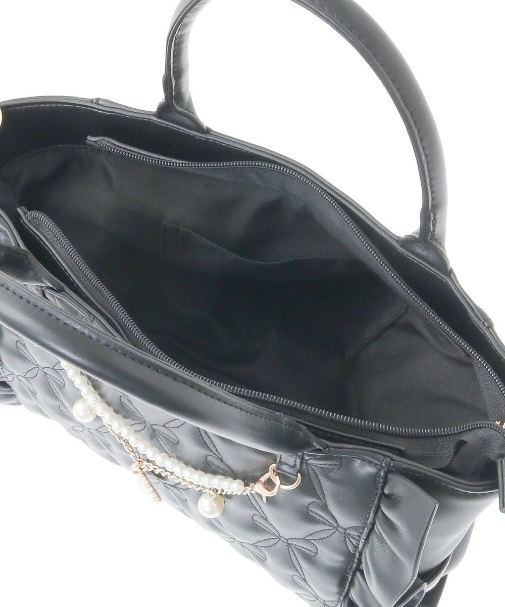 Maison de FLEUR チャーム付きリボンキルティング2Wayトート 