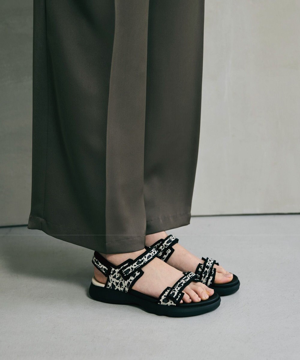 steppi ナロー ストラップ スポーツサンダル 