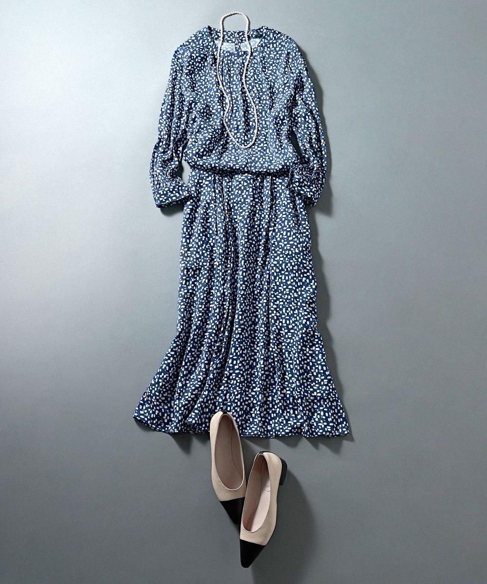 自由区 L 【カタログ掲載・セットアップ対応・洗える】ジオメトリックフラワードットプリント ブラウス 